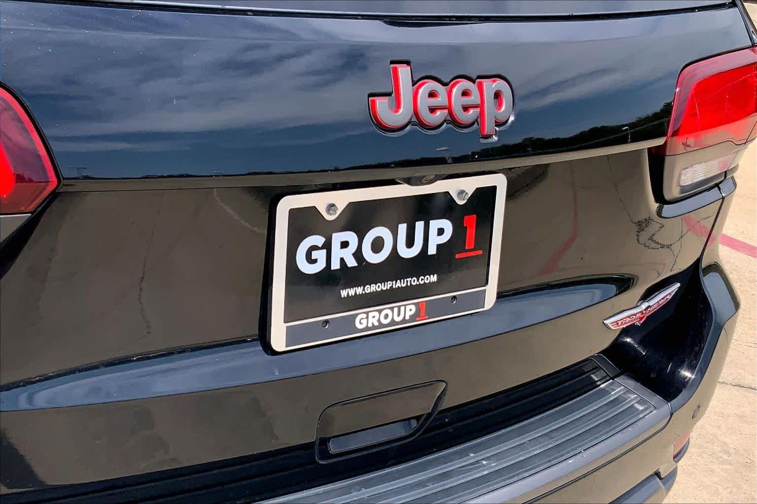 Used 2019 Diamond Black Crystal Pearlcoat Jeep Trailhawk image 30