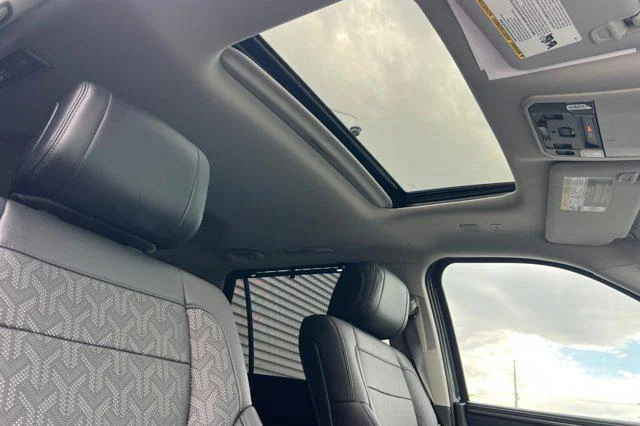 Certified Used 2024 MAGNETIC GRAY MET. Toyota  image 18