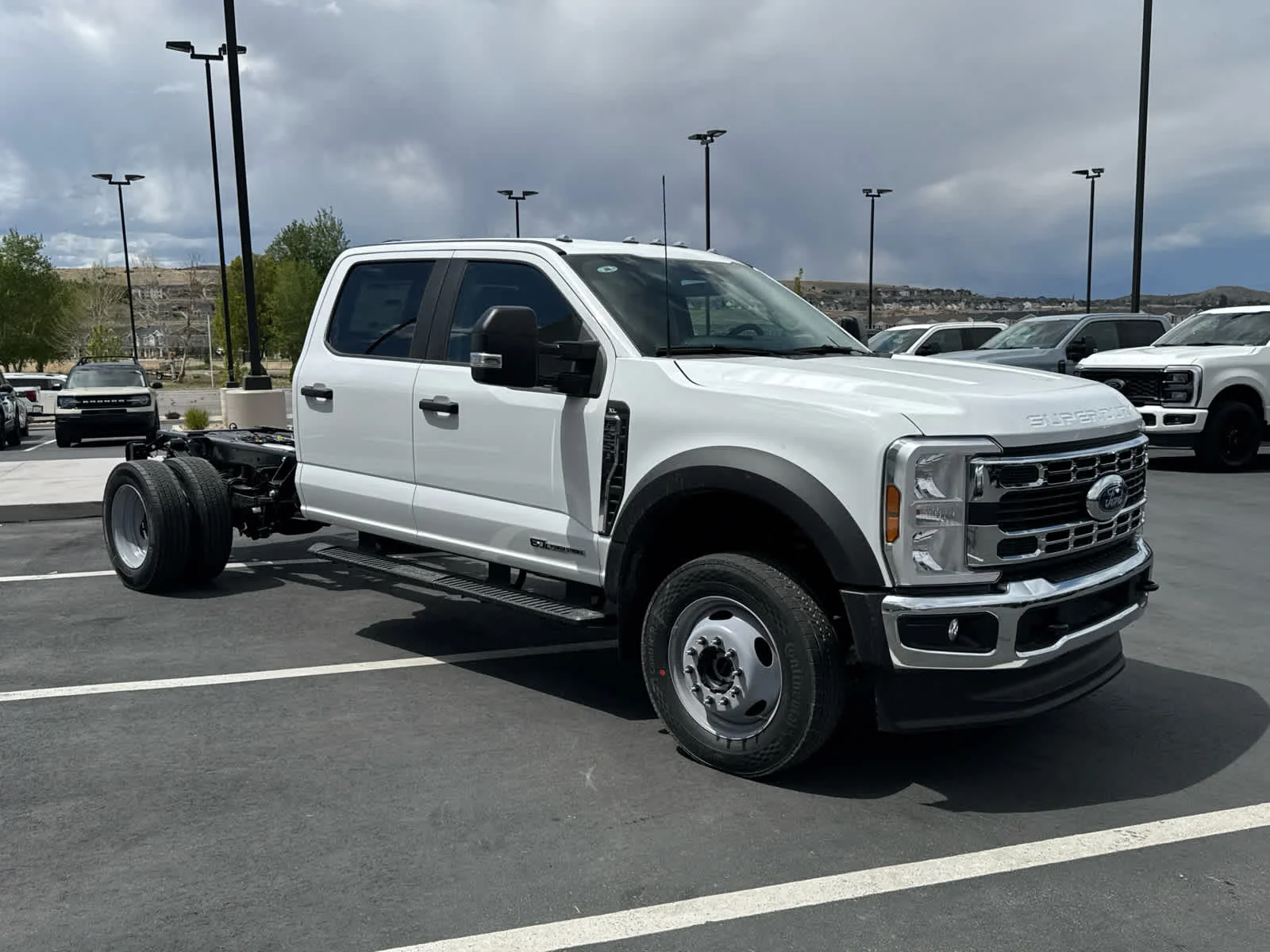 New 2026 Oxford White Ford F-550® XL image 5