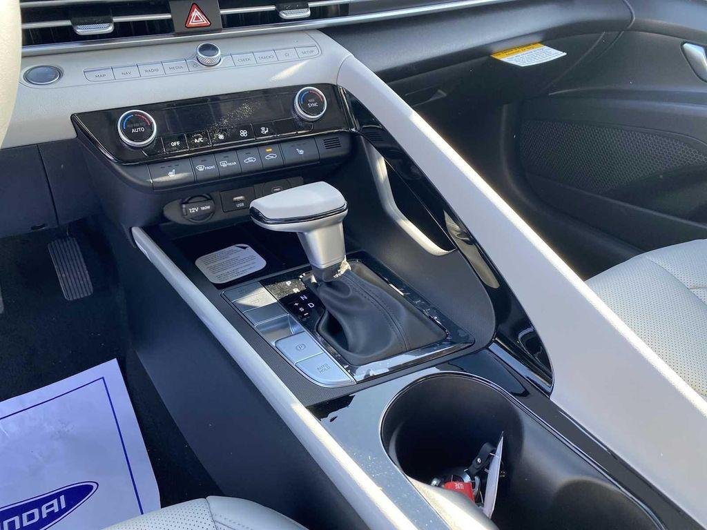 New 2026 White Hyundai Limited image 17