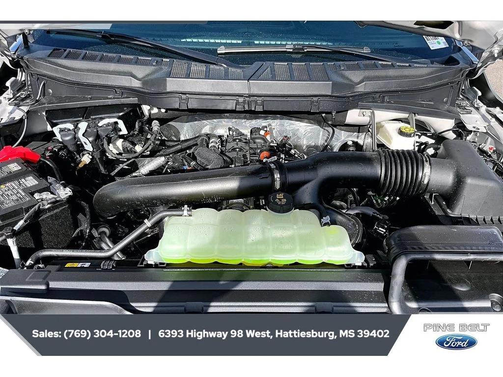 New 2026 Iconic Silver Metallic Ford Lariat® image 8