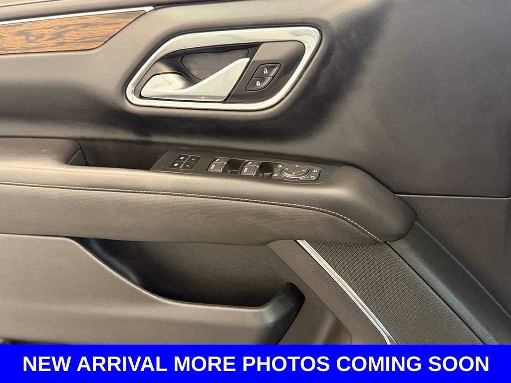 Used 2022 Beige Chevrolet Premier image 18
