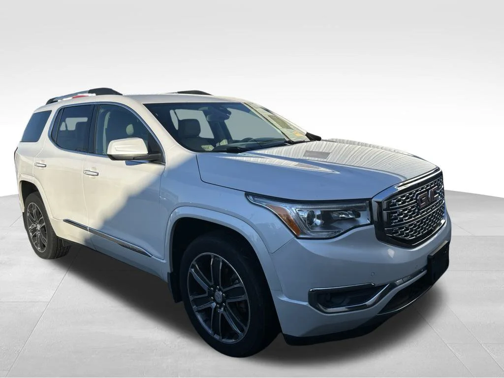 Used 2017 White GMC Denali image 8