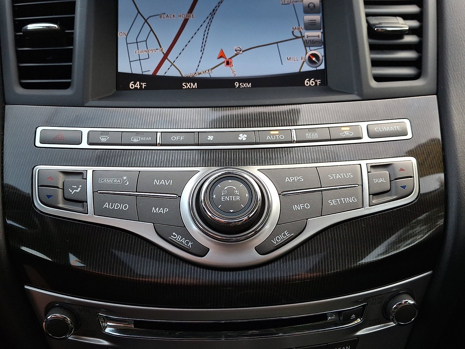 Used 2019 Black Obsidian INFINITI LUXE image 16