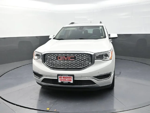 Used 2018 White GMC Denali image 2