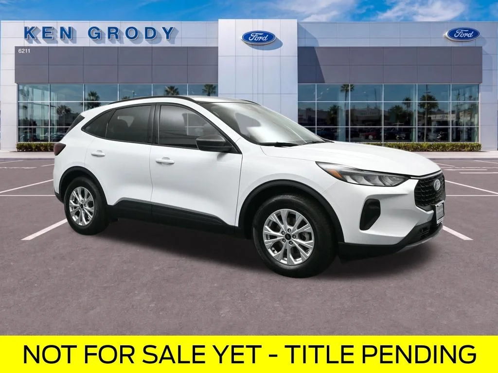 2025 Ford Escape Active FWD's photo