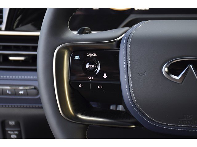 New 2026 2T RADIANT WHIT INFINITI Sport 4WD image 8