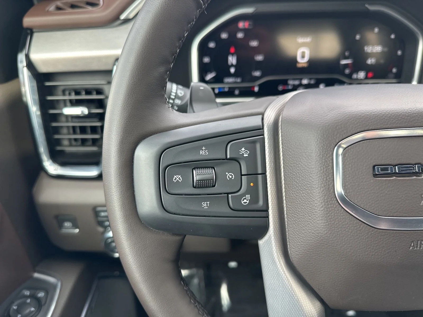 2024 GMC Sierra 1500 Denali - Photo 47