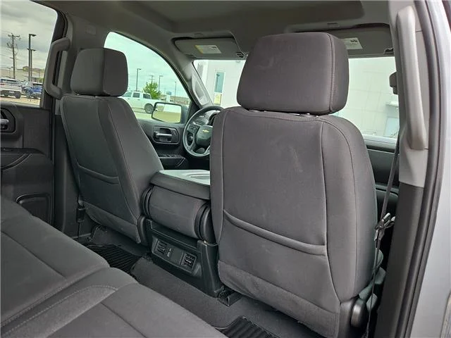 Used 2024 Slate Gray Metallic Chevrolet Custom 4x4 Crew Cab 5.75 ft. box 147.4 in. WB image 10