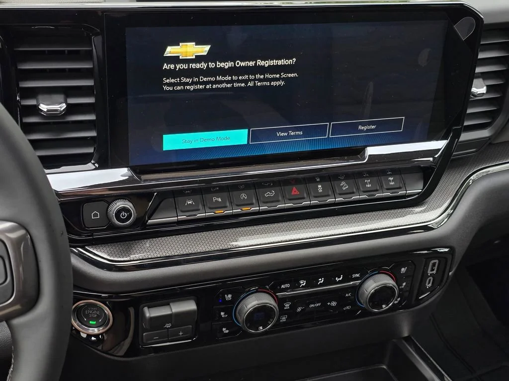 2026 Chevrolet Silverado 1500 ZR2 - Photo 25