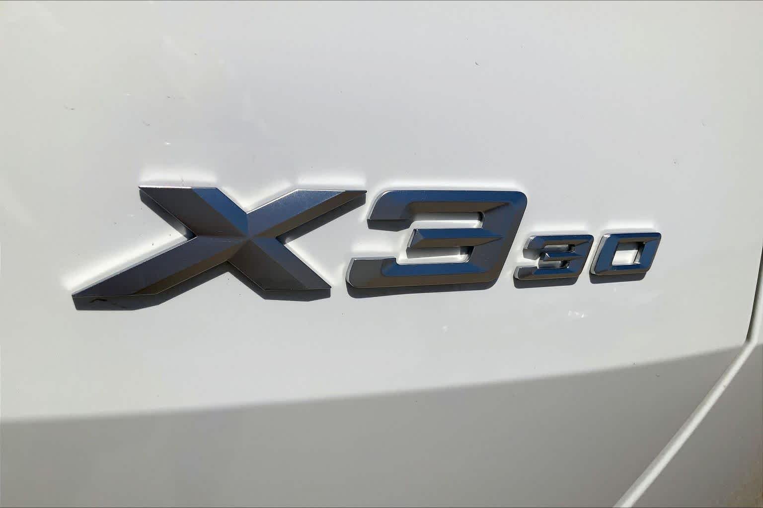 2026 BMW X3 30 - Photo 19