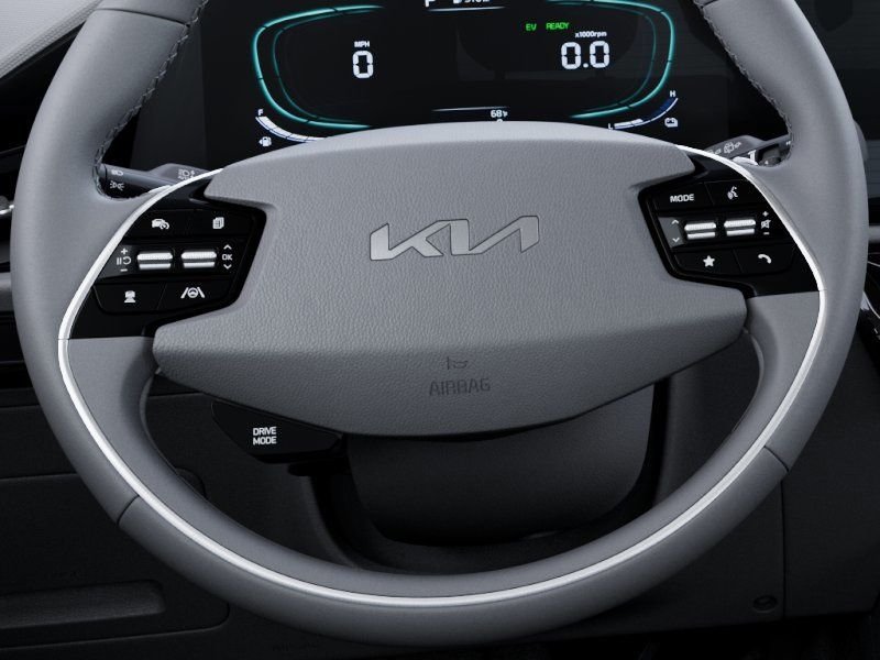 New 2026 Snow White Pearl Kia EX image 22