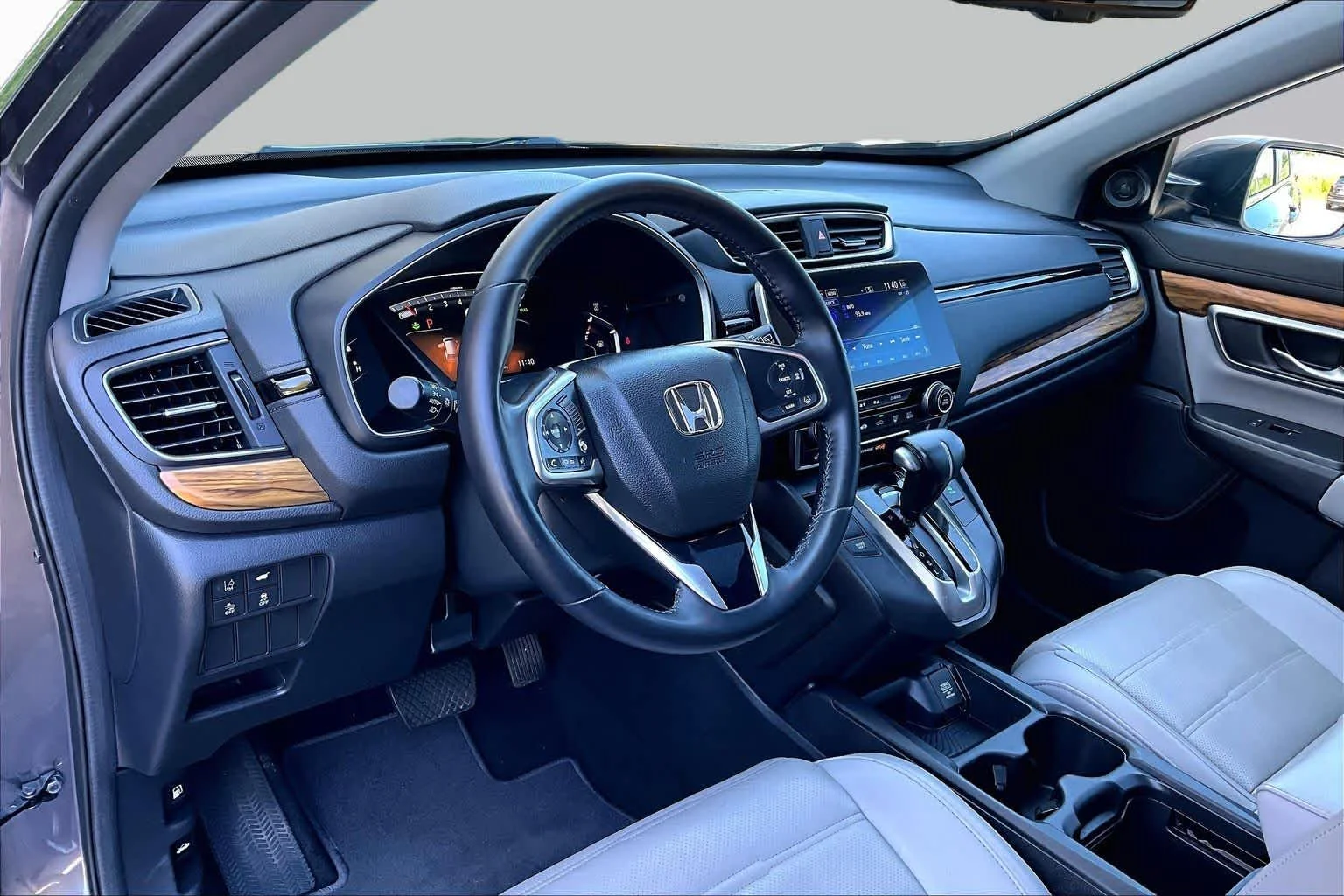 Used 2018 Modern Steel Metallic Honda EX-L image 17