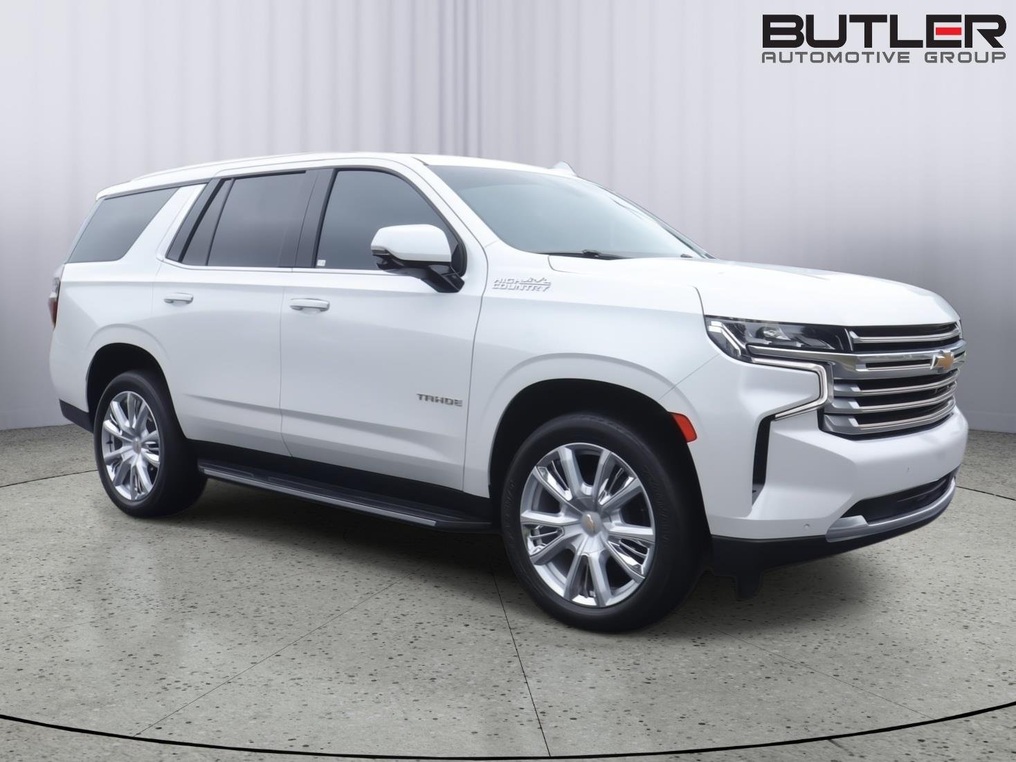 Used 2021 Iridescent Pearl Tricoat Chevrolet High Country image 3