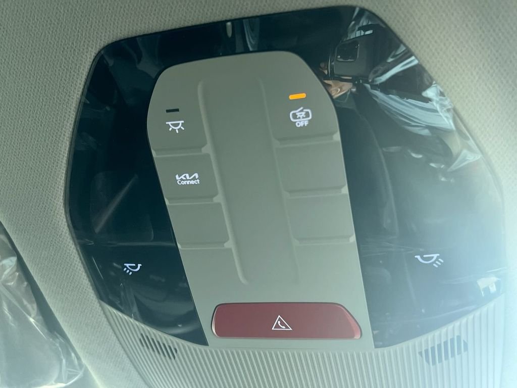 New 2026 Aurora Black Pearl Kia LXS image 20