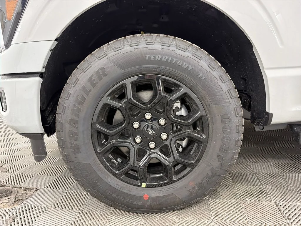 New 2026 White Ford Lariat image 11