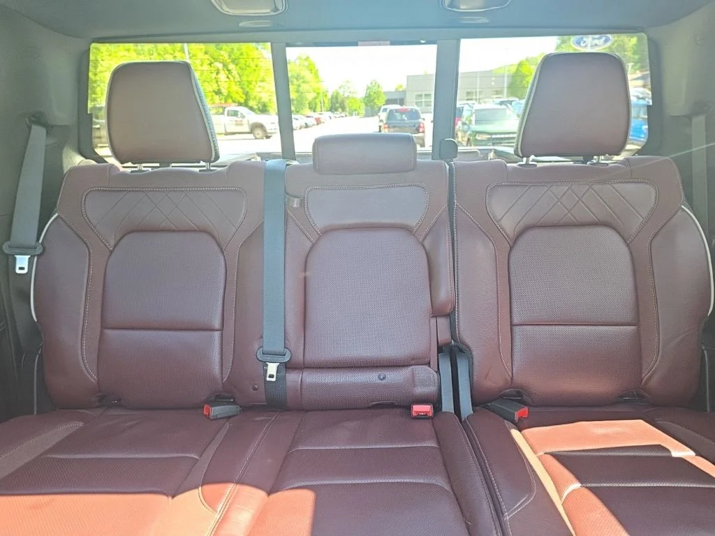 Used 2025 White Ram Limited image 21