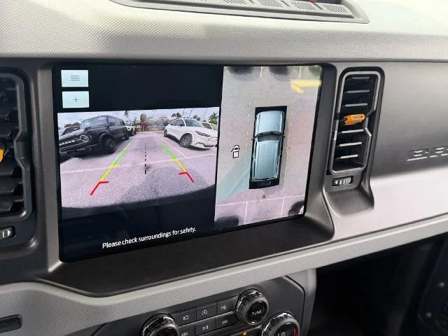 Certified Used 2023 Cactus Green / Gray Ford Badlands image 40