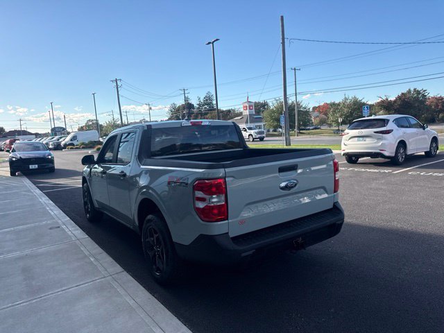 Used 2024 Green Ford XLT image 5
