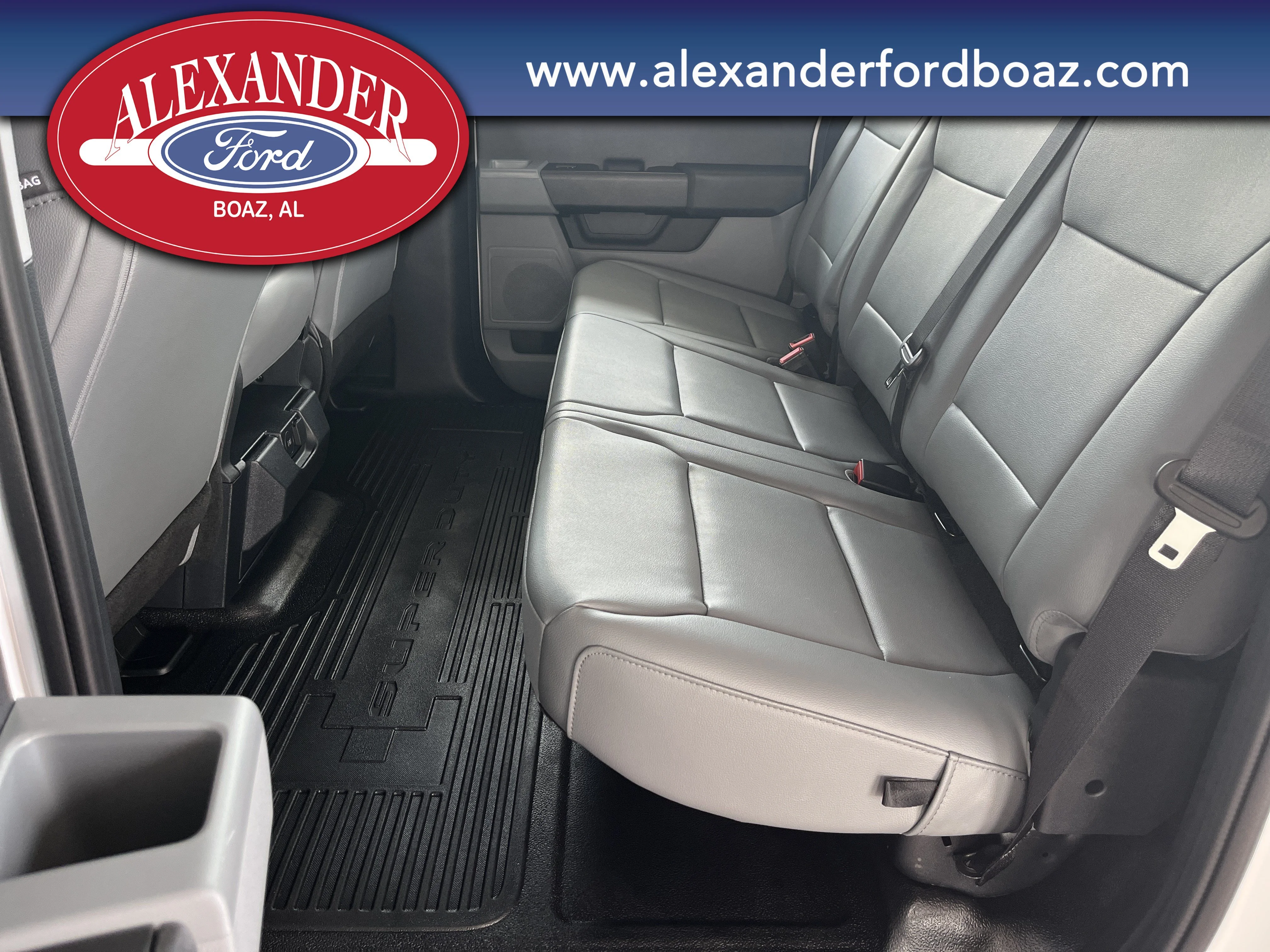 New 2026 Oxford White Ford F-250® XL image 15