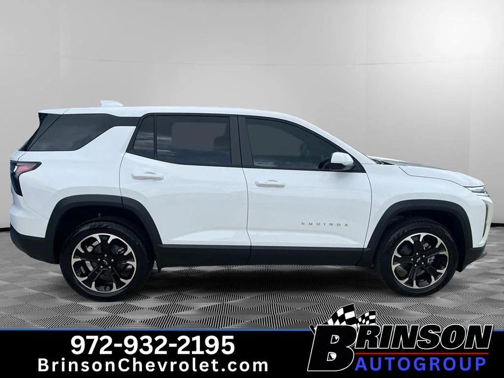 New 2027 Summit White Chevrolet LT image 4