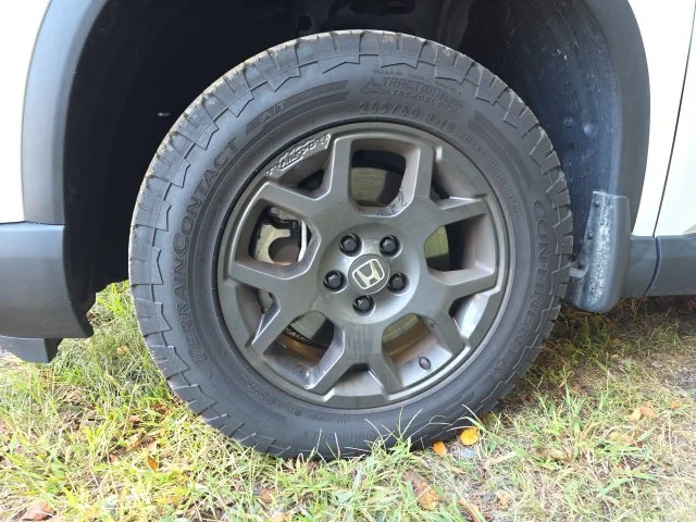 Used 2025  Honda TrailSport image 2