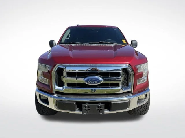 Used 2017 Red Ford XLT image 2