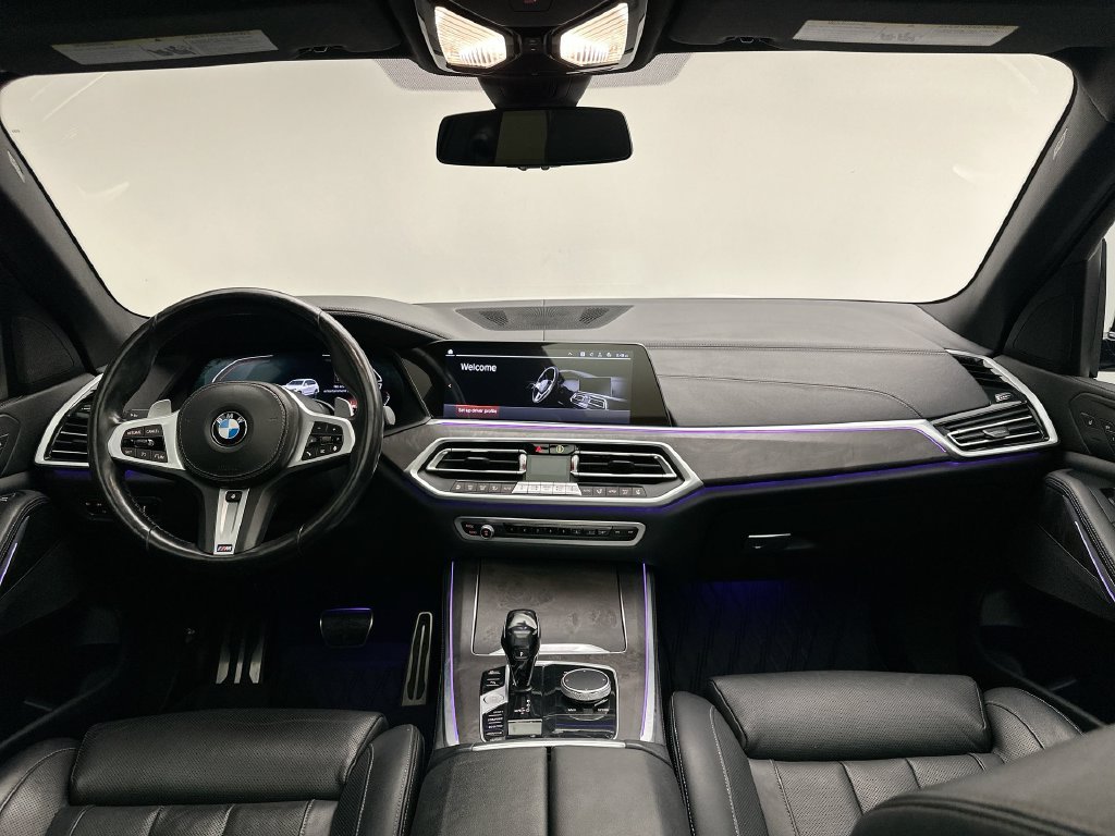 Used 2021 White Metallic BMW xDrive40i image 8