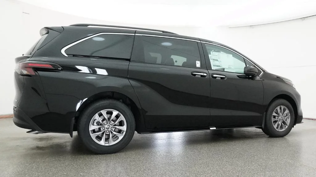 New 2026 Midnight Black Metallic Toyota XLE image 8