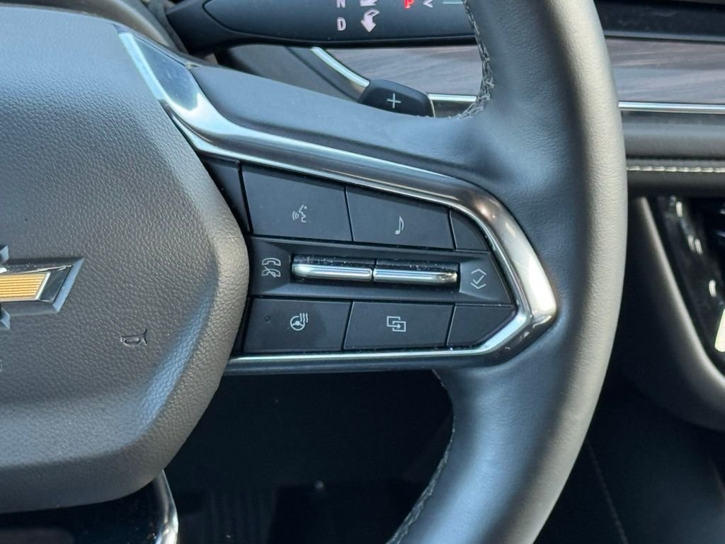 Used 2025 Gray Chevrolet Premier image 28