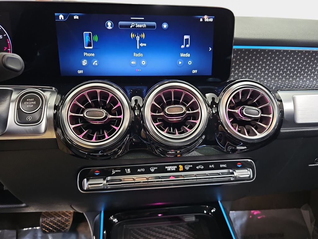 2026 Mercedes-Benz GLB GLB 250 - Photo 23