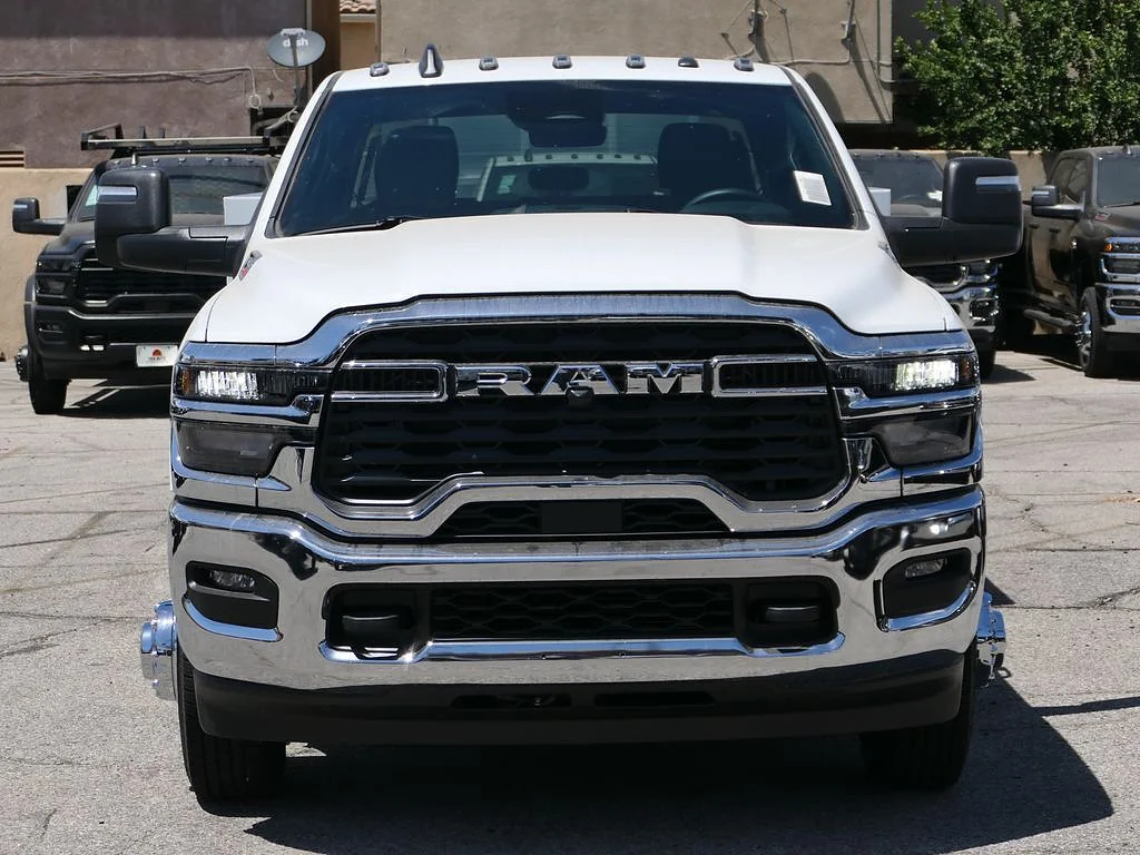 New 2026 Bright White Clearcoat RAM Tradesman/Big Horn image 9