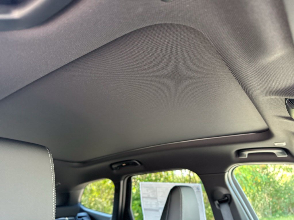New 2026 Black Sapphire Metallic BMW xDrive28i image 29