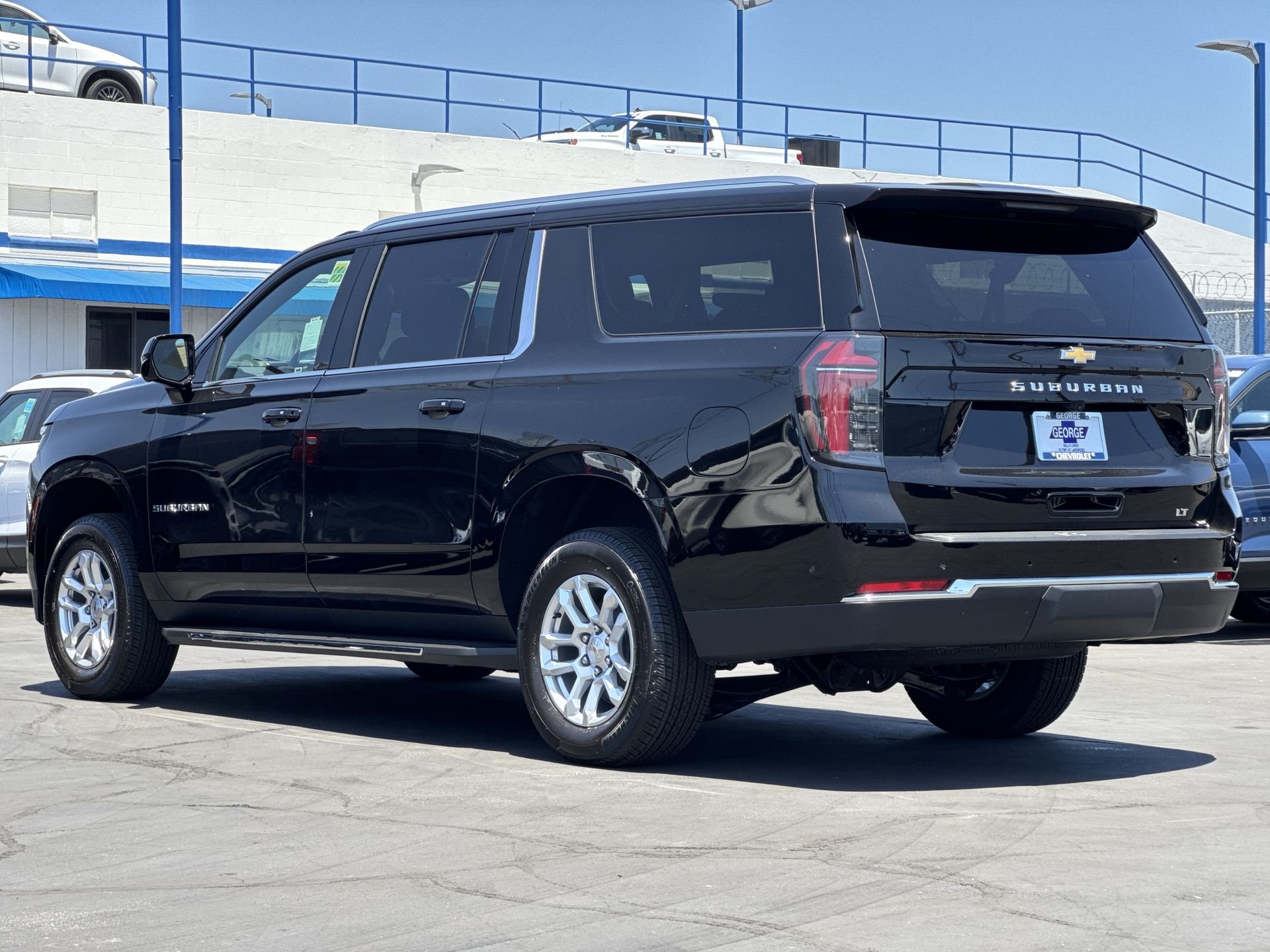 2026 Chevrolet Suburban LT - Photo 16