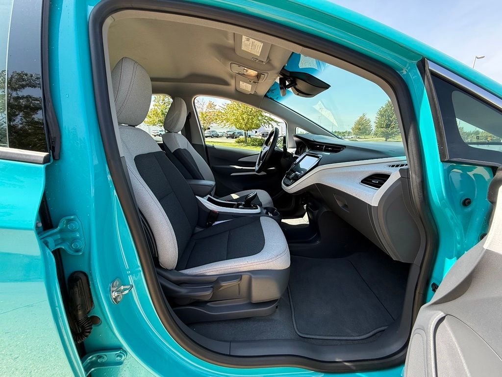 Used 2020 Blue Chevrolet LT image 19