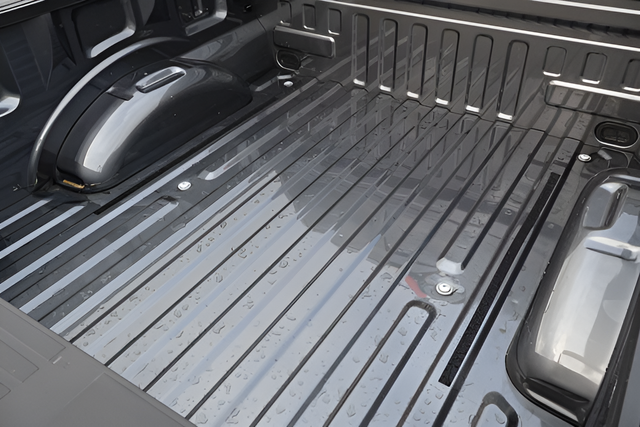 Used 2023 Gray Metallic Ford XLT image 11