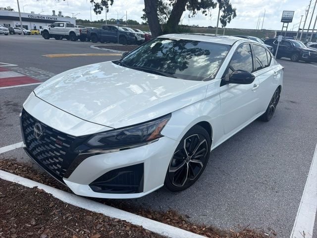 2024 Nissan Altima 2.5 SR's photo
