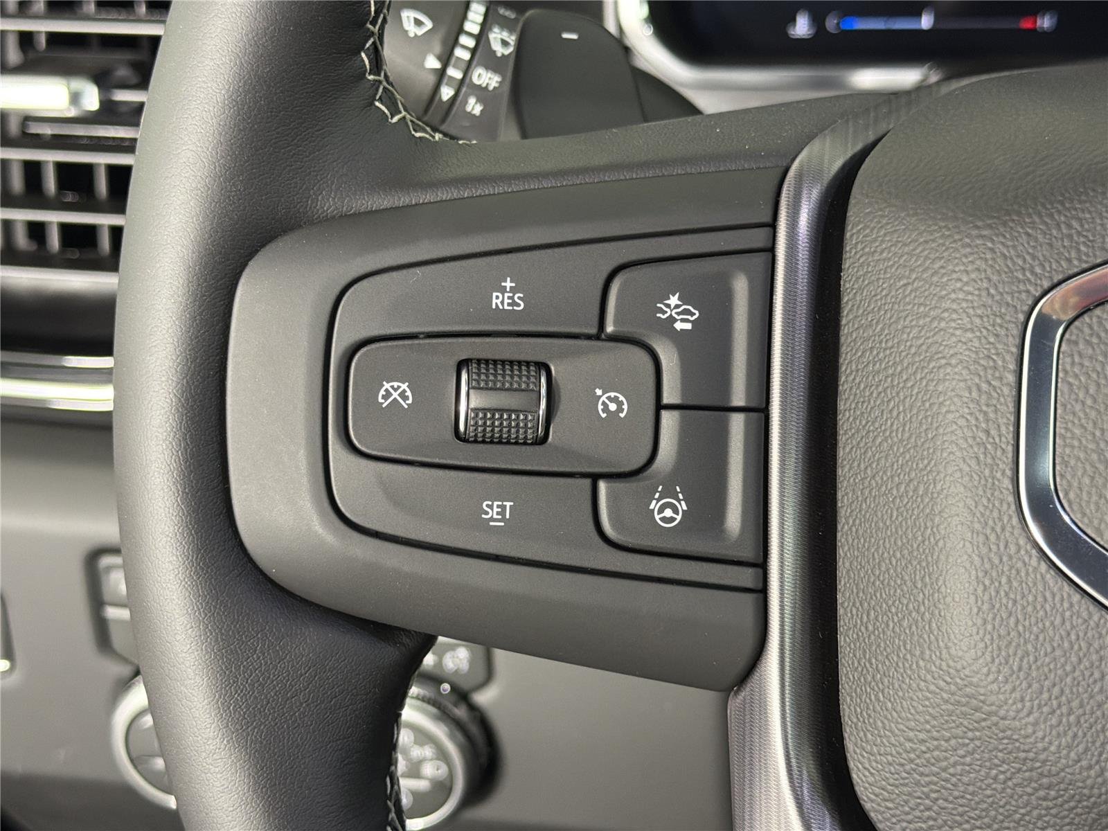 New 2026 Onyx Black GMC Denali Ultimate image 25