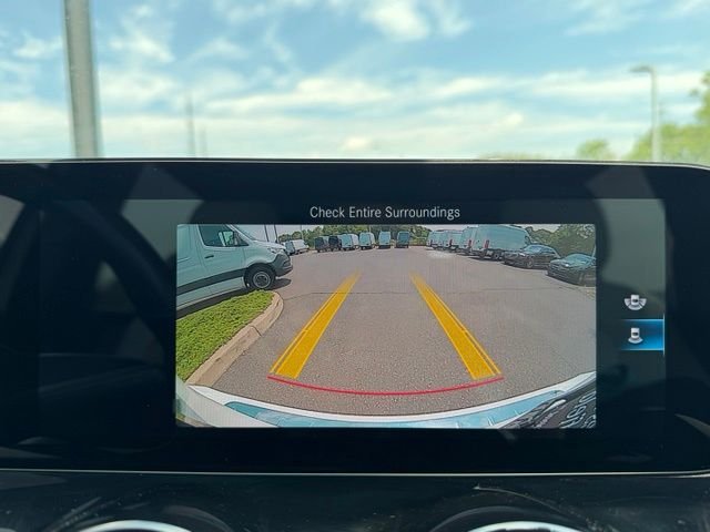 Certified Used 2022  Mercedes-Benz GLB 250 image 18