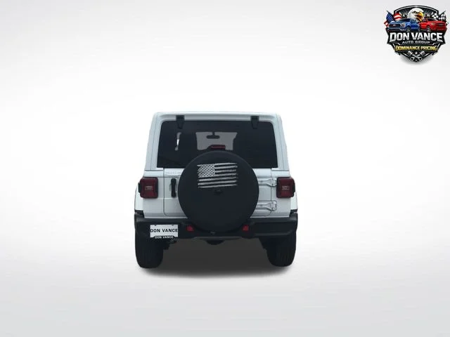 Used 2022 White Jeep Unlimited Sahara image 4