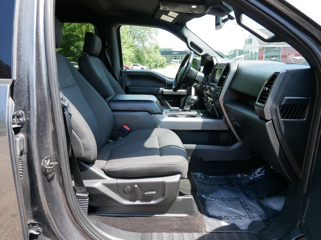 Used 2019 Gray Ford XLT image 8