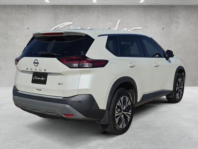Used 2021 White Nissan SV image 16