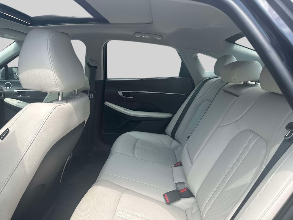 Used 2023 Blue Hyundai Limited image 12