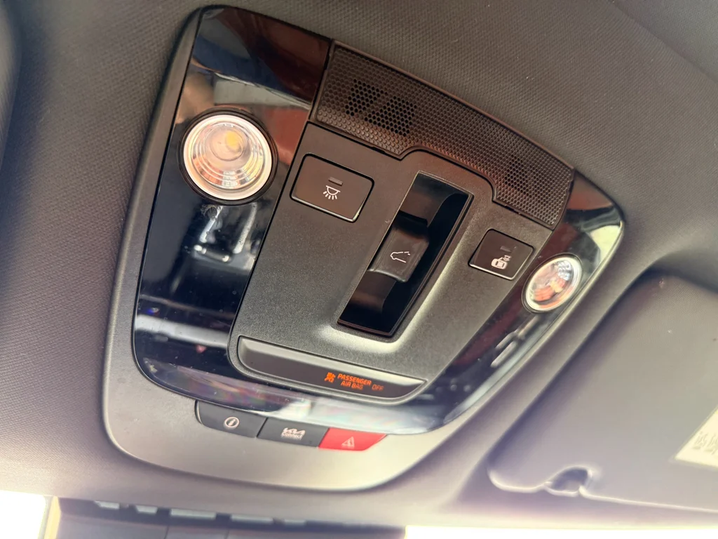 Used 2023 Wolf Gray Kia SX-Prestige image 22