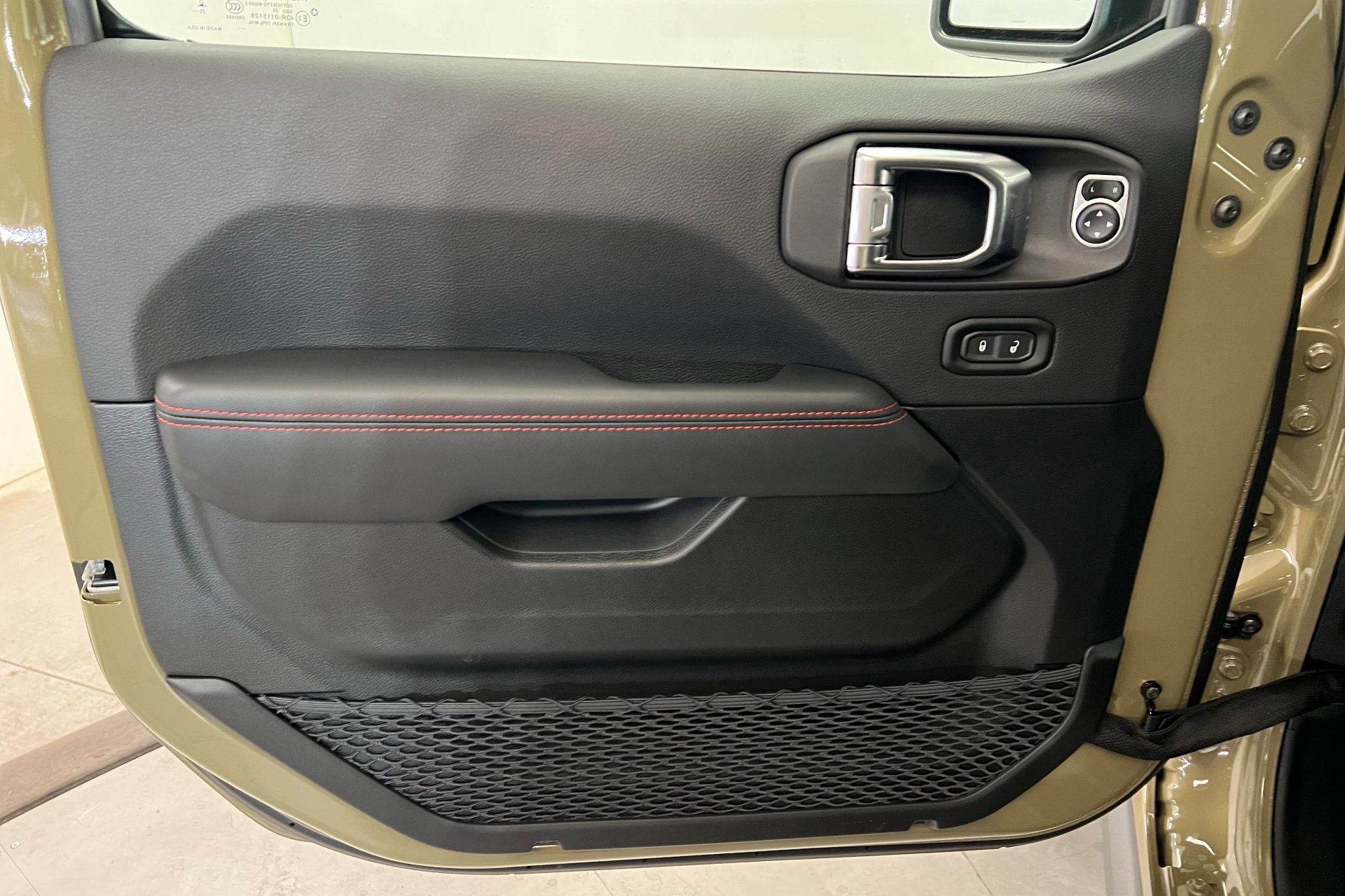 New 2025 41 Exterior Paint Jeep Rubicon X image 15