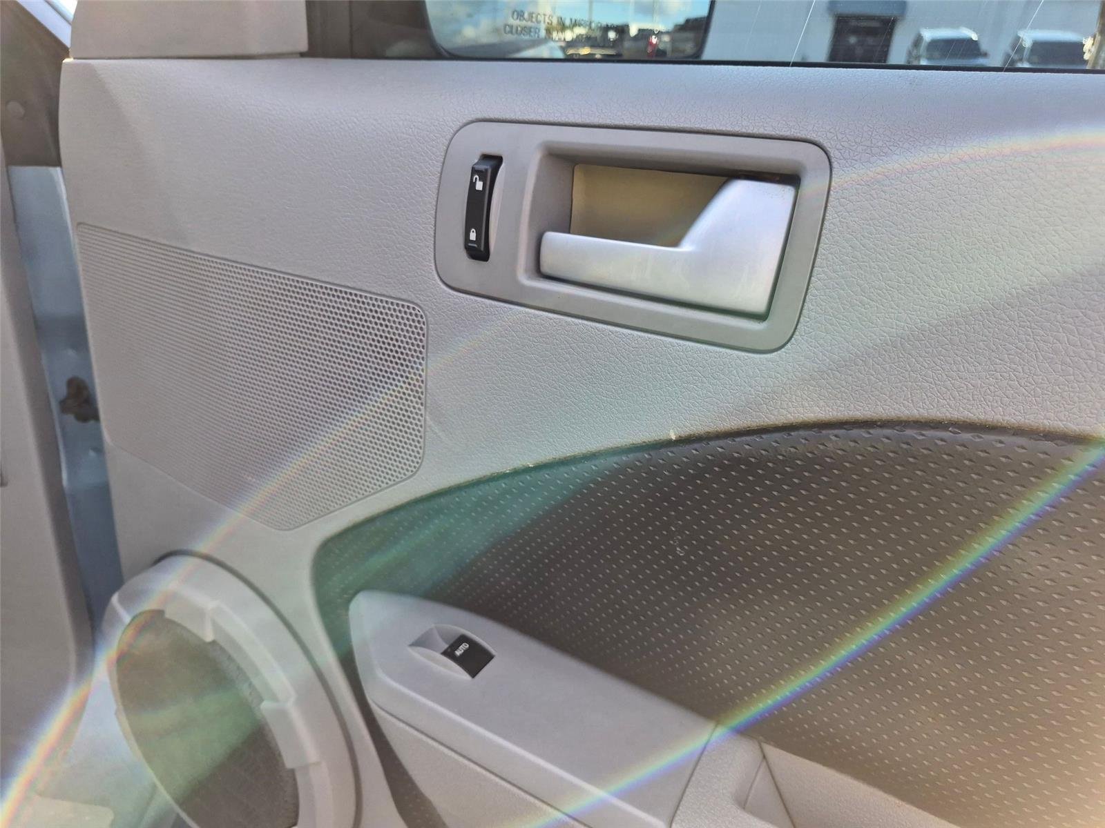 Used 2006  Ford GT Deluxe image 23