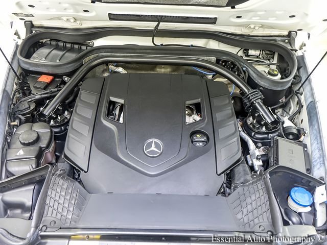 Used 2022 White Mercedes-Benz G 550 image 40