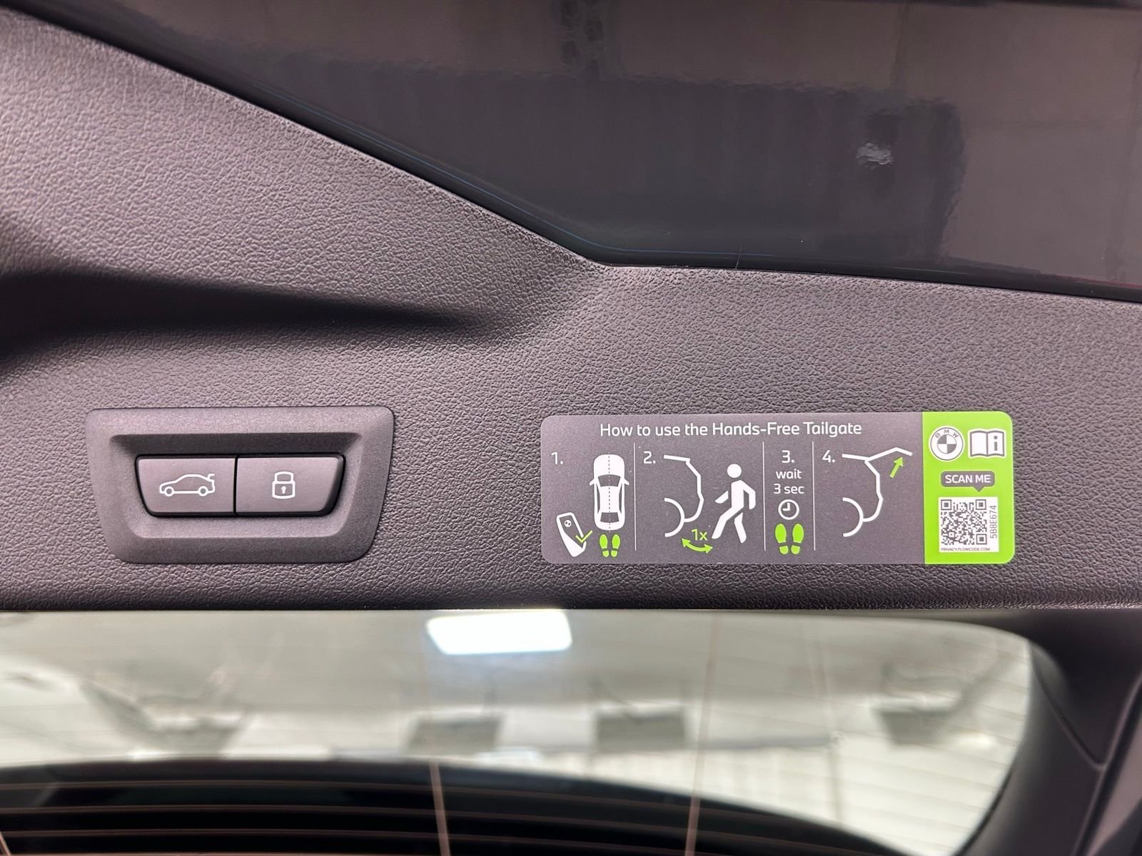 New 2026 Dravit Gray Metallic BMW xDrive50e image 40