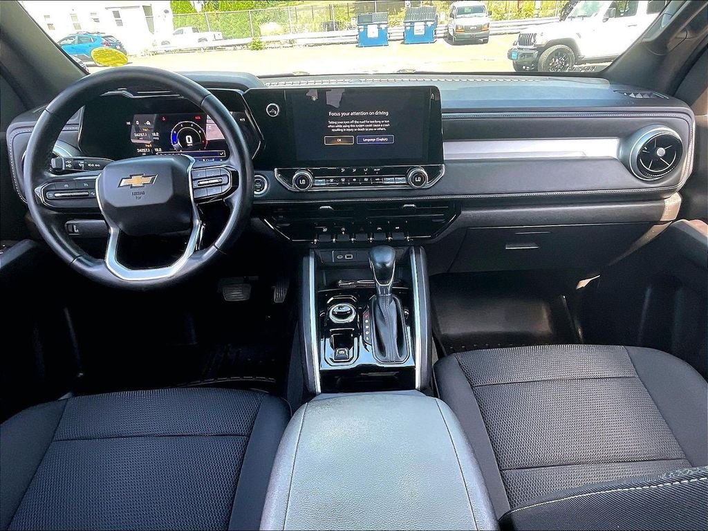 Used 2024 Gray Chevrolet LT image 21