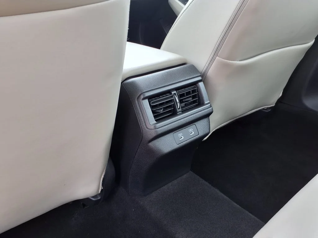 Used 2024 Red Honda EX-L image 15